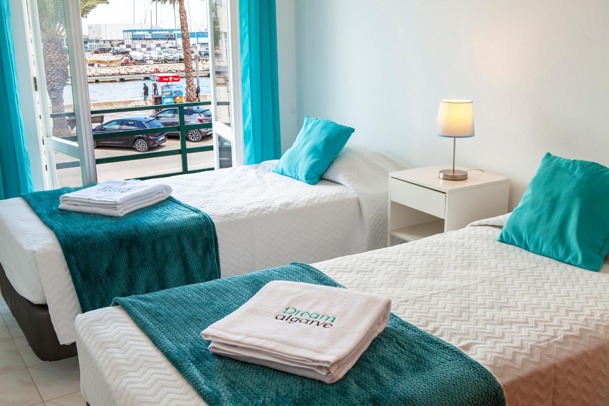 B77 - River View In Apartment Lagos