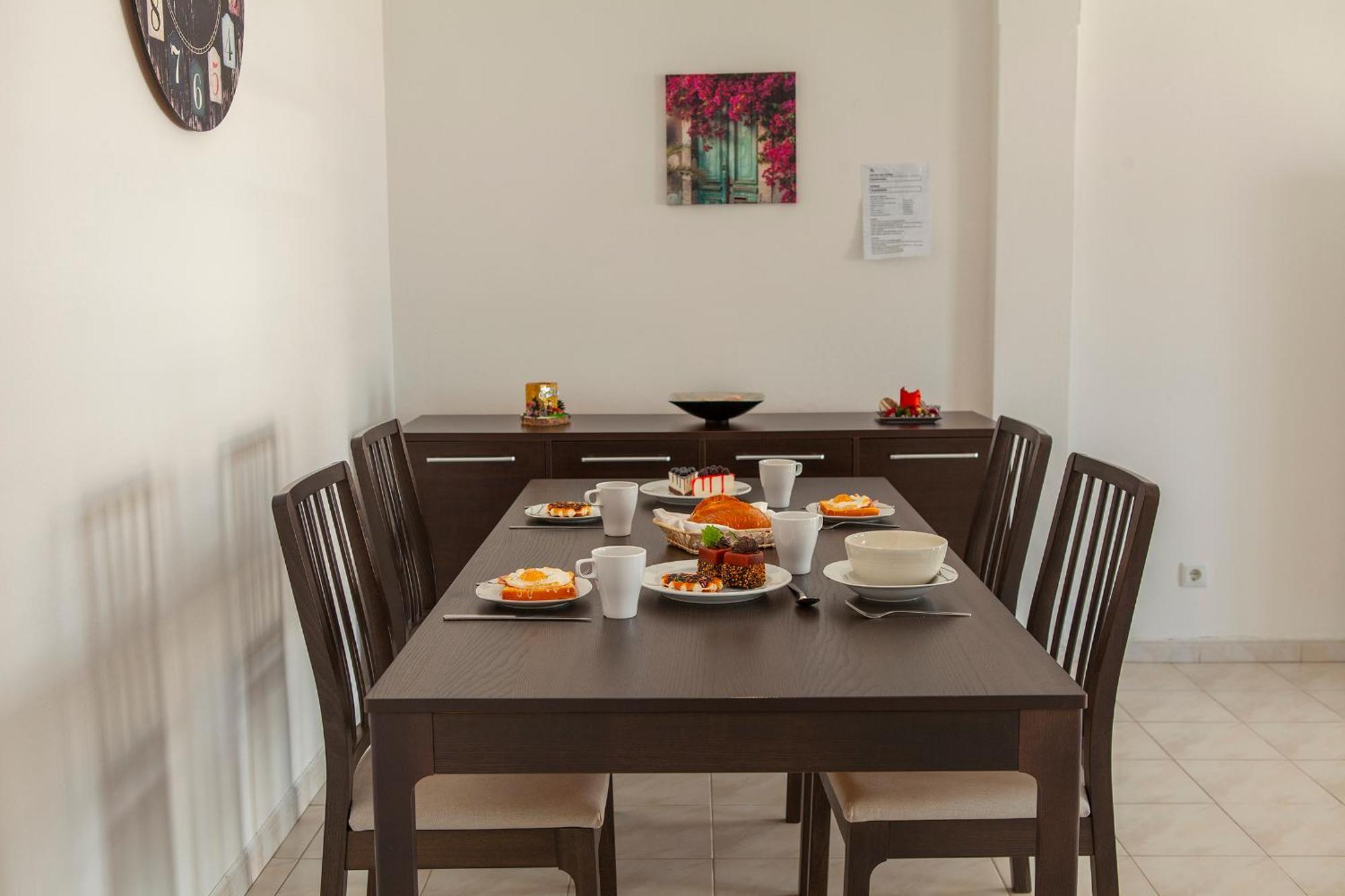Apartment B77 - River View In